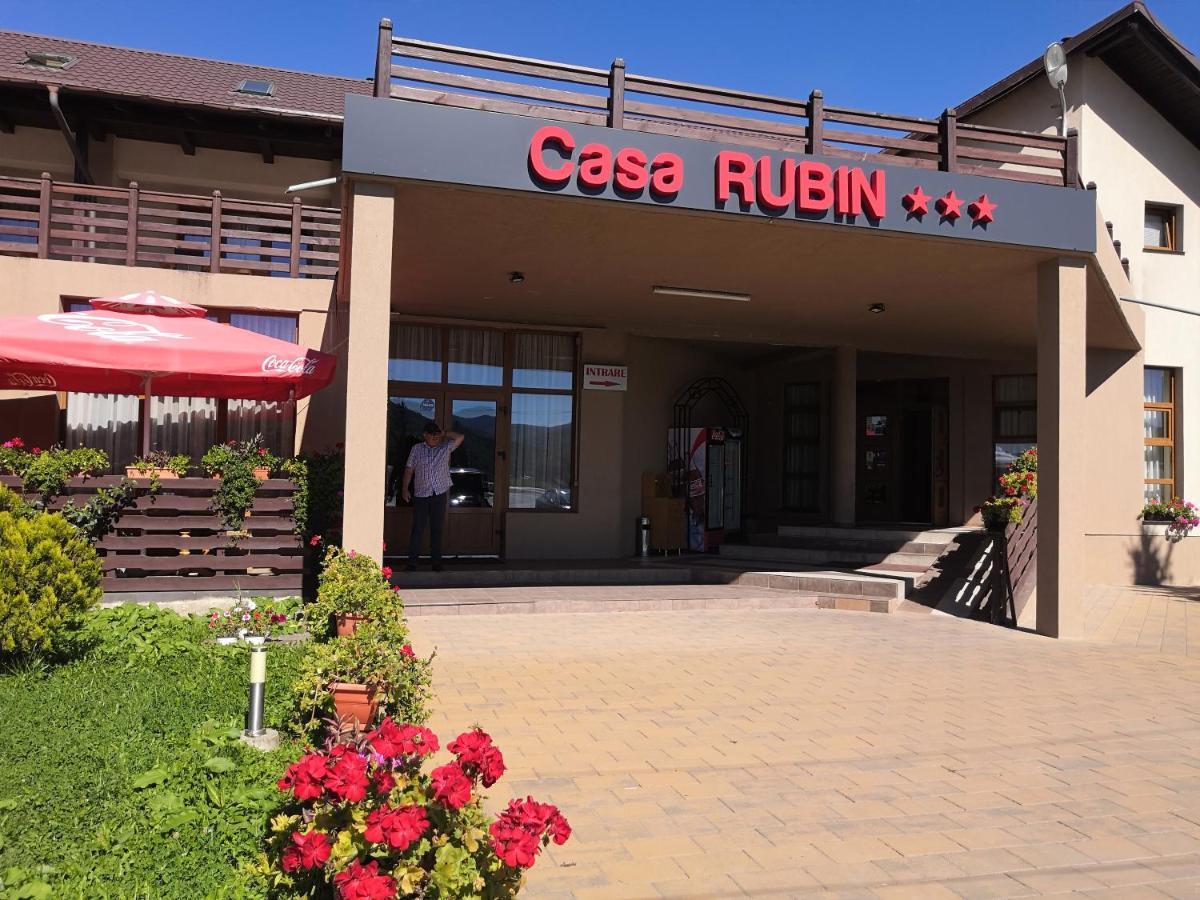 فندق Casa Rubin جورا هومورولوي المظهر الخارجي الصورة